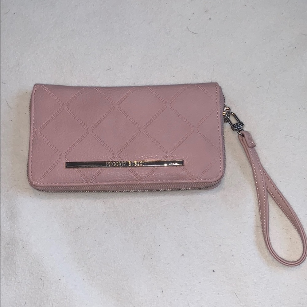 New Steven Madden Light Pink Wristlet